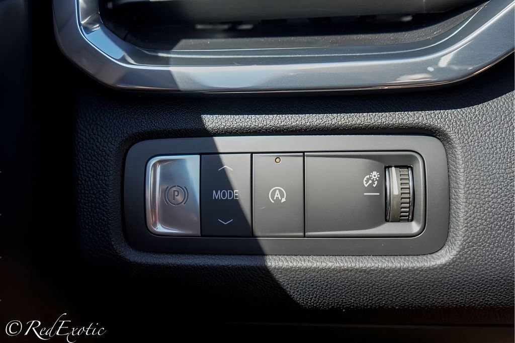 New 2026 GMC Acadia Elevation w/ Black Edition image 13