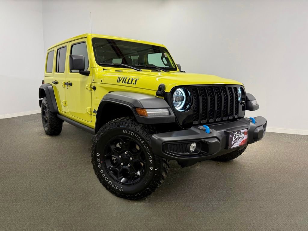 Used 2023 Jeep Wrangler Unlimited w/ Cold Weather Group image 4