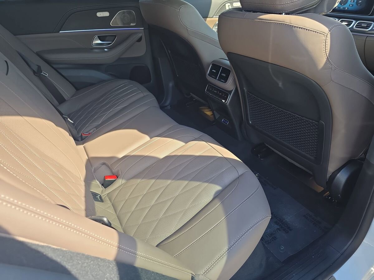 New 2026 Mercedes-Benz GLE 63 AMG S image 11