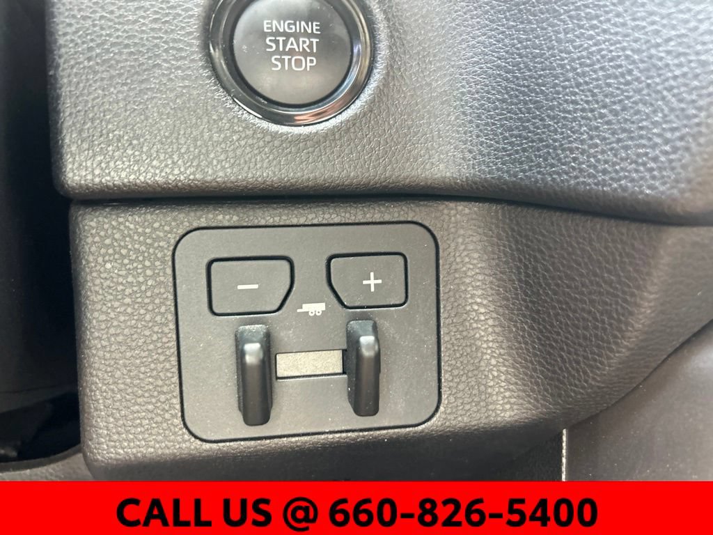 Certified 2025 Toyota Tundra SR5 AWD/4WD image 18
