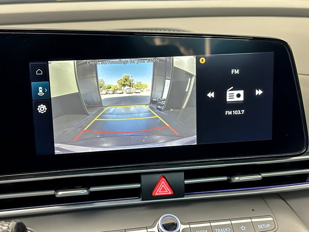 Used 2024 Hyundai Elantra SEL FWD image 18