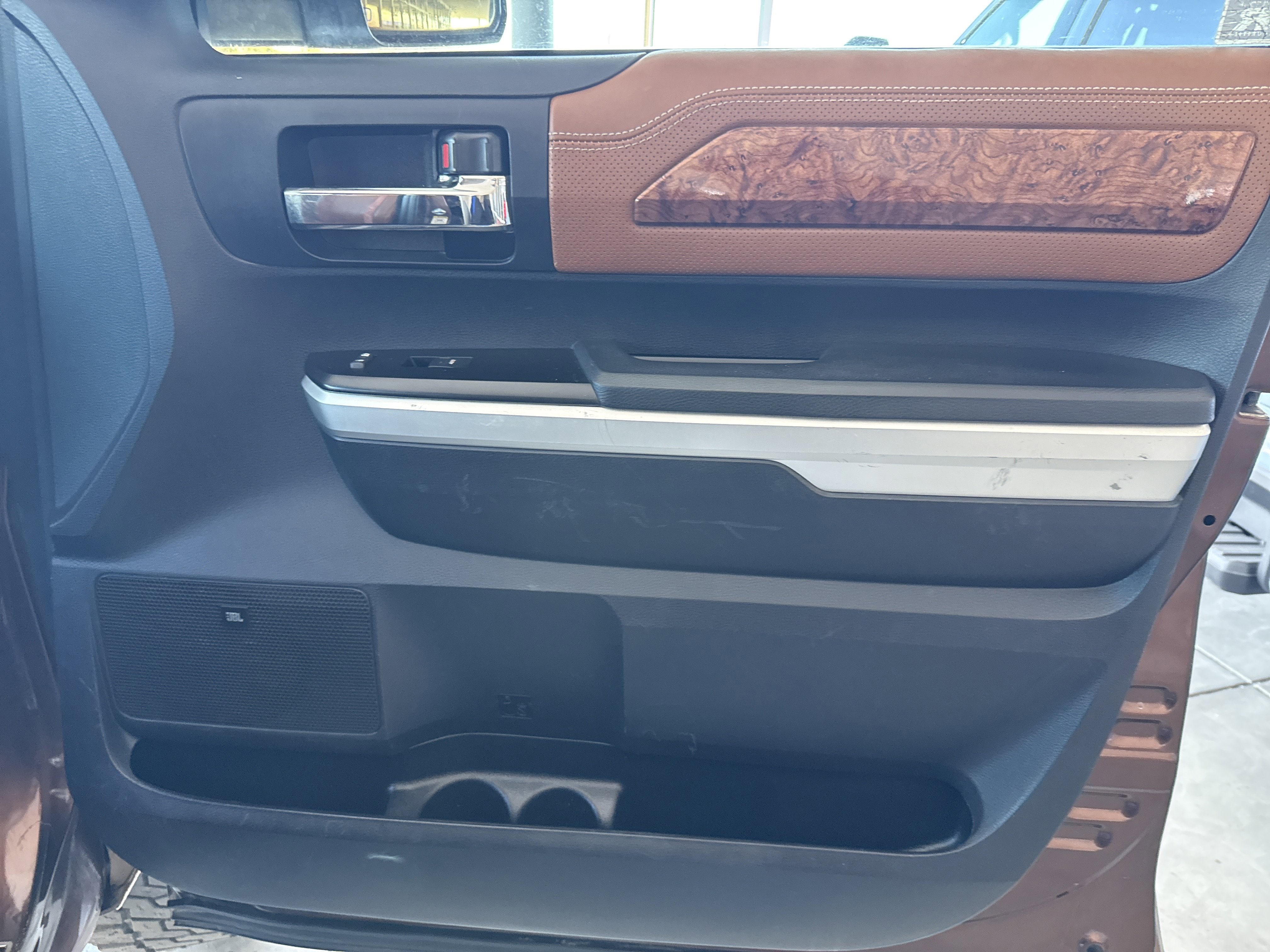 Used 2015 Toyota Tundra 1794 Edition image 18