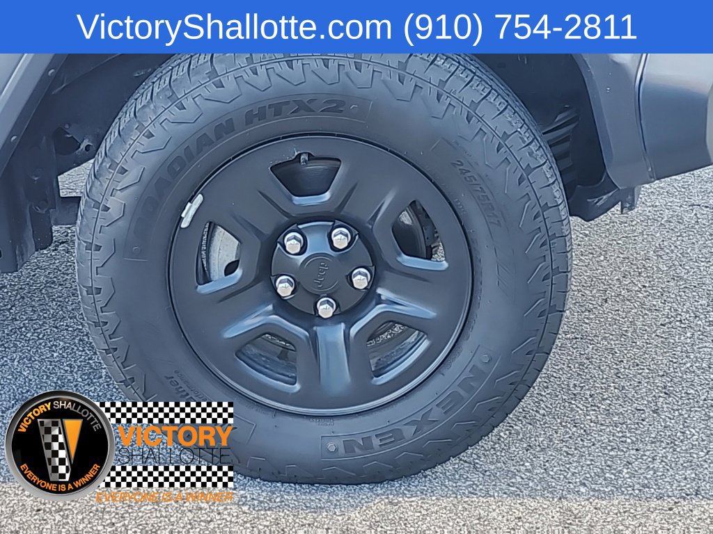 Used 2025 Jeep Wrangler Unlimited Sport AWD/4WD image 28