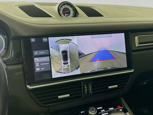 Used 2020 Porsche Cayenne Turbo image 14