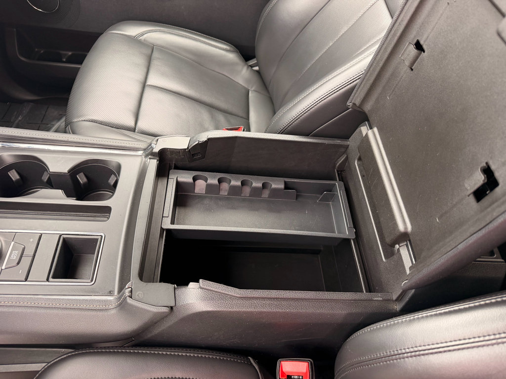 Used 2024 Ford Expedition XLT RWD image 31