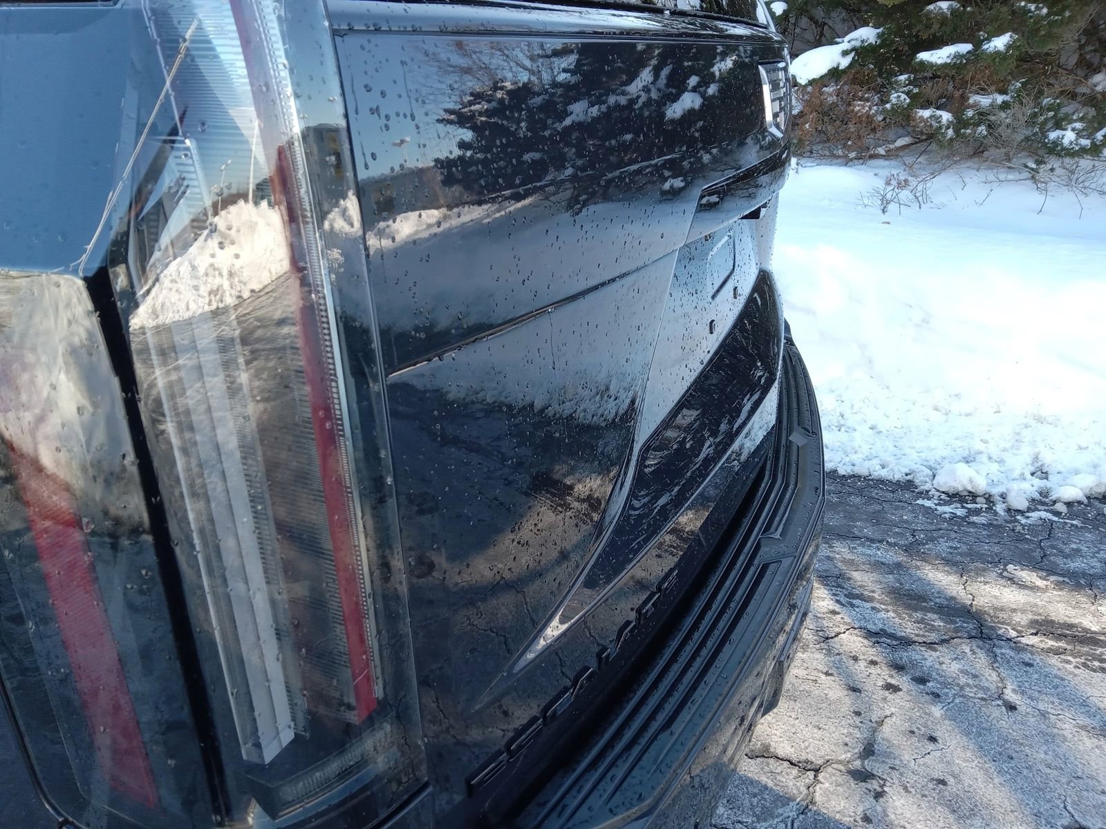 Used 2025 Cadillac Escalade Sport Platinum image 8