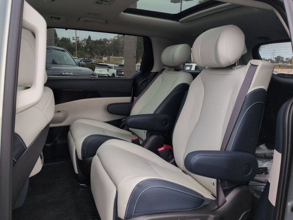 New 2026 Kia Carnival SX Prestige FWD image 26