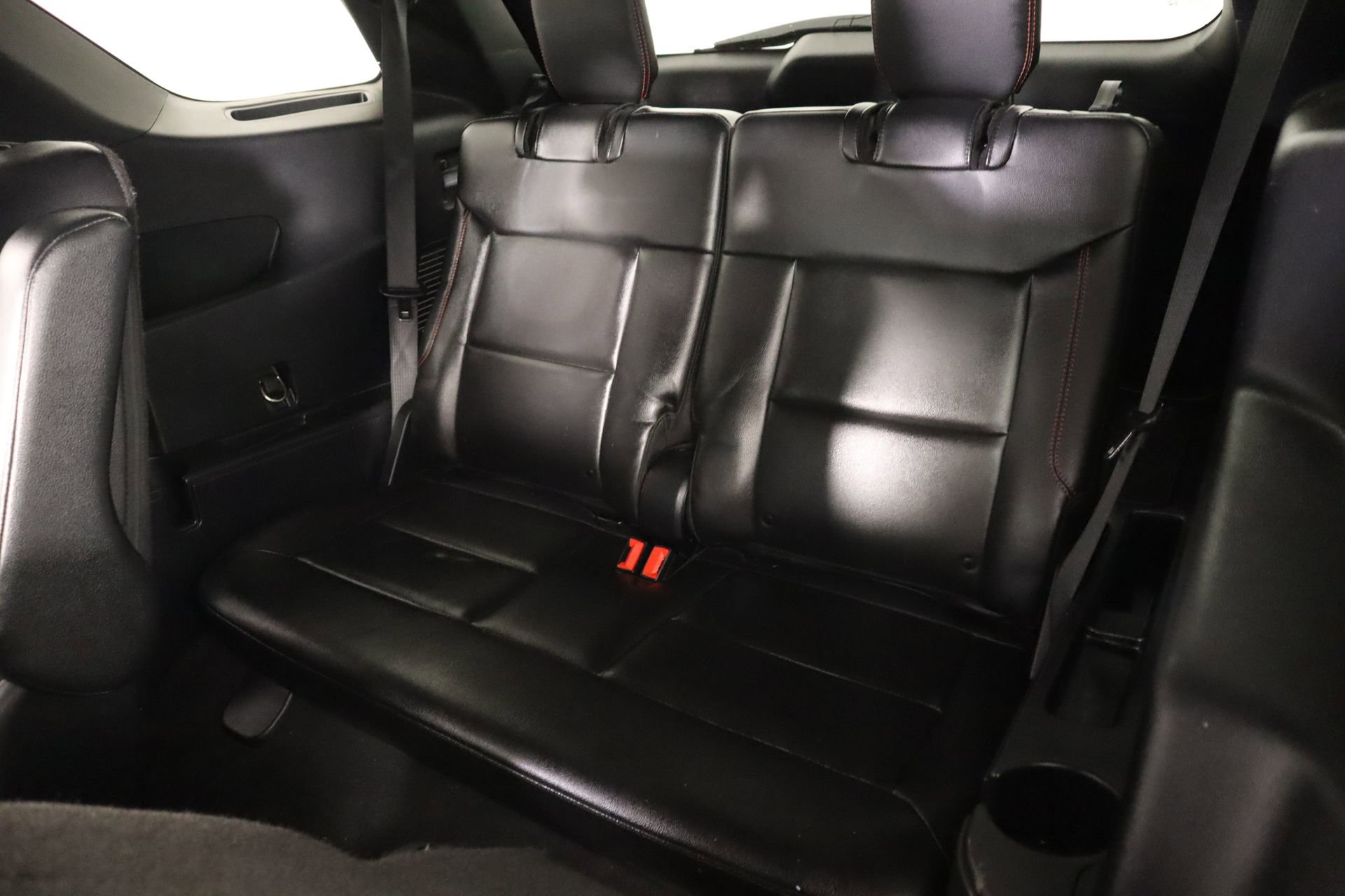 Used 2022 Ford Explorer ST-Line AWD/4WD image 14