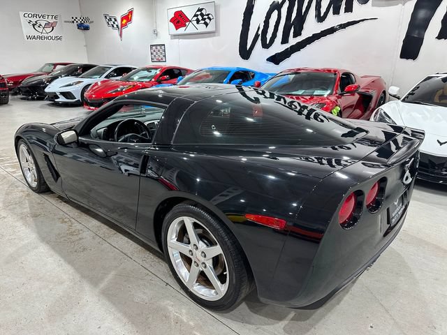 Used 2005 Chevrolet Corvette Coupe w/ Preferred Equipment Group RWD image 15