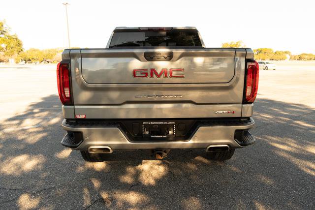 Used 2024 GMC Sierra 1500 AT4 w/ Technology Package image 4