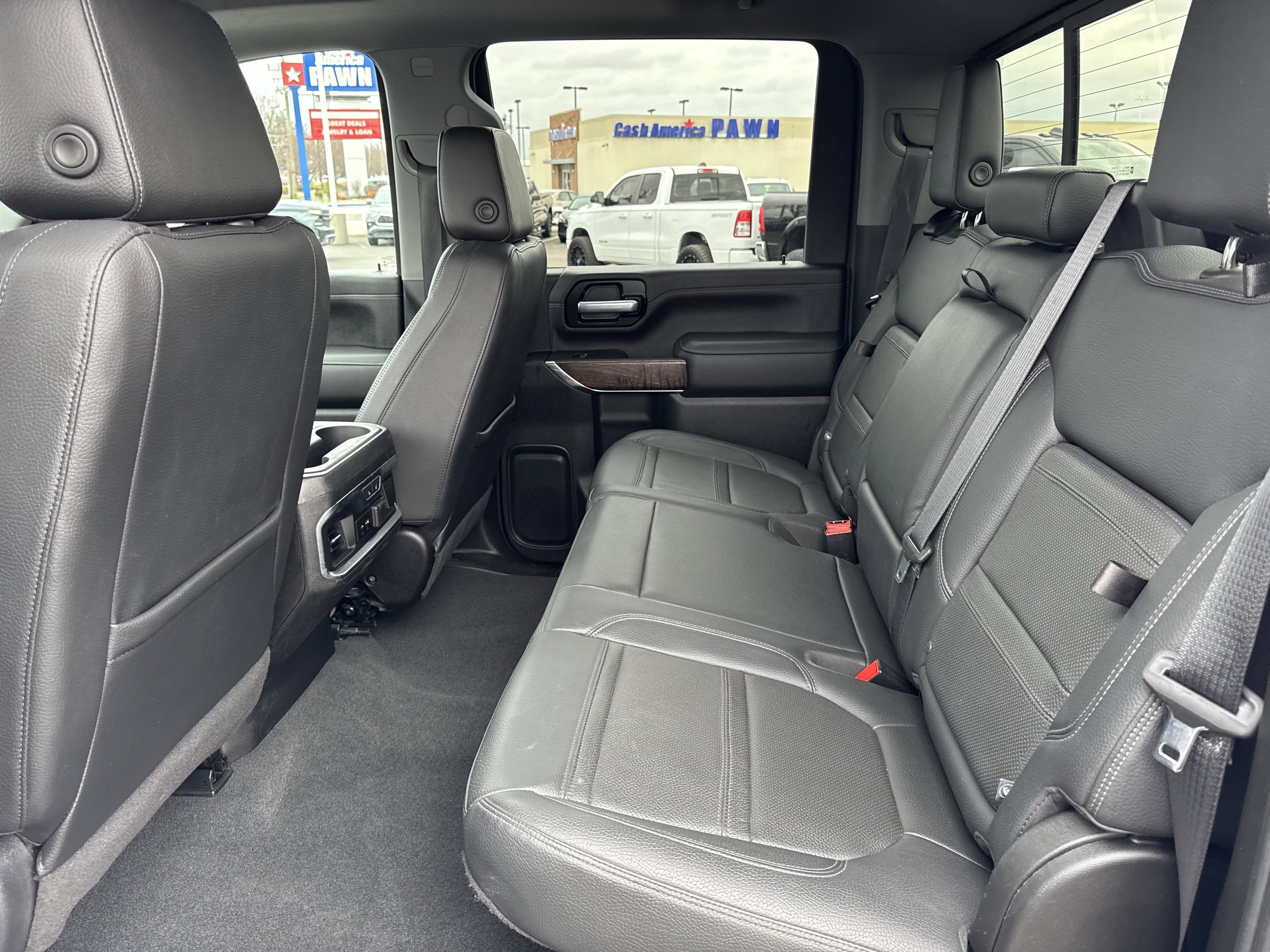 Used 2021 GMC Sierra 3500 Denali w/ Denali Ultimate Package image 30