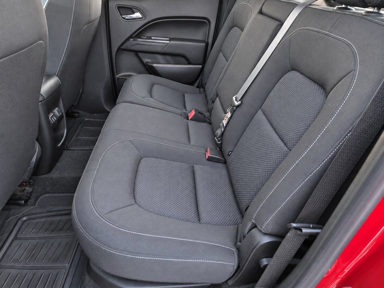 Certified 2018 Chevrolet Colorado LT RWD image 32