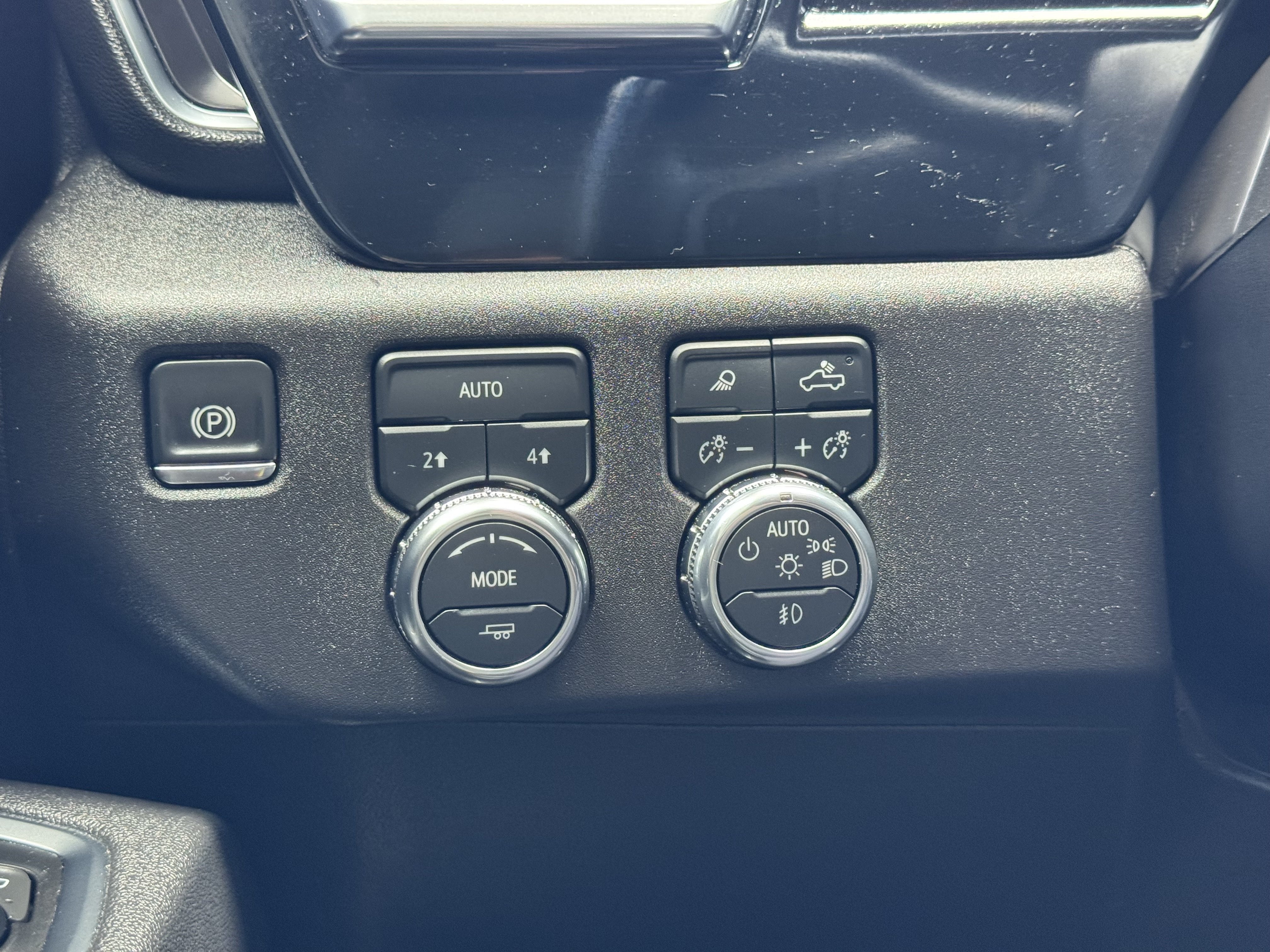 Certified 2025 GMC Sierra 1500 SLT AWD/4WD image 31