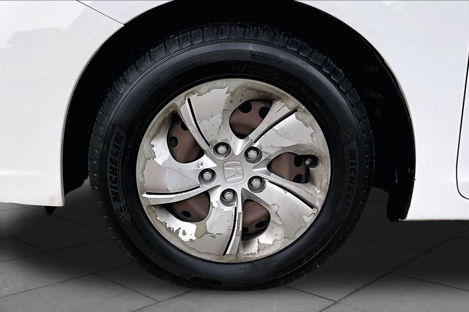 Used 2013 Honda Civic LX image 9