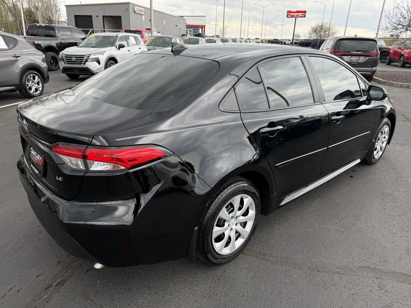 Used 2024 Toyota Corolla LE image 4