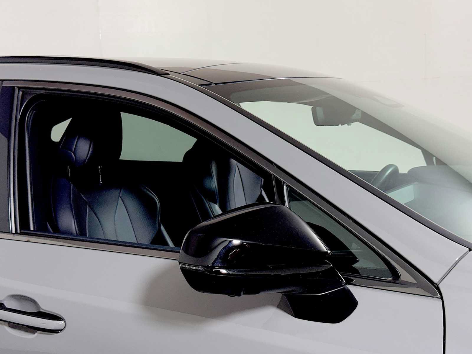 Used 2025 Lexus RX 500h F Sport AWD/4WD image 30