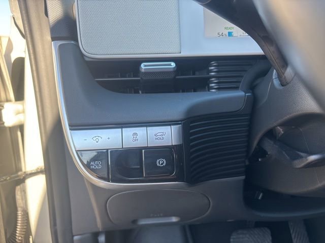 Used 2024 Hyundai Ioniq 5 SEL image 23