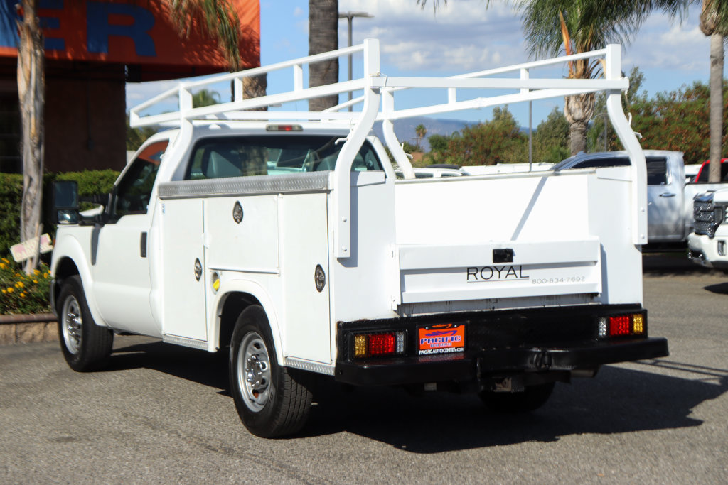 Used 2015 Ford F350 XL RWD image 6