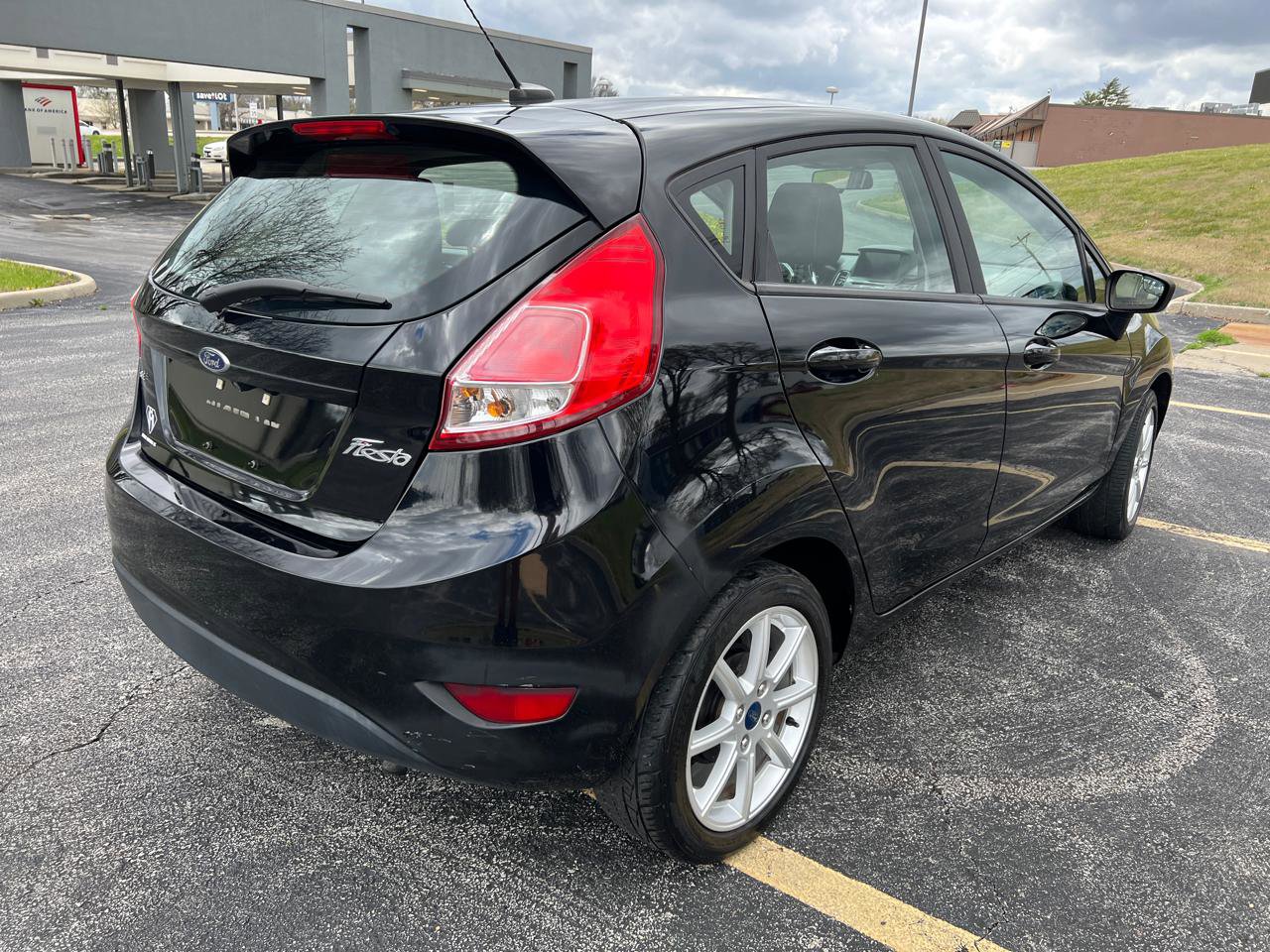 Used 2019 Ford Fiesta SE w/ Equipment Group 201A image 6