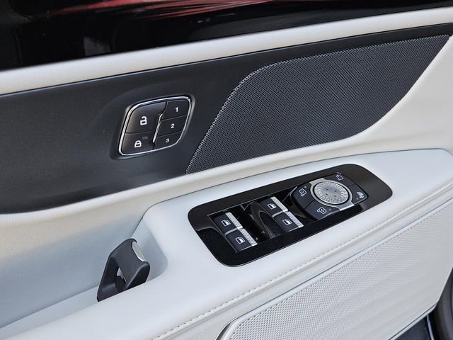 New 2026 Lincoln Nautilus Reserve AWD/4WD image 22