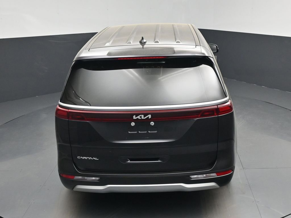 Used 2024 Kia Carnival LX image 25