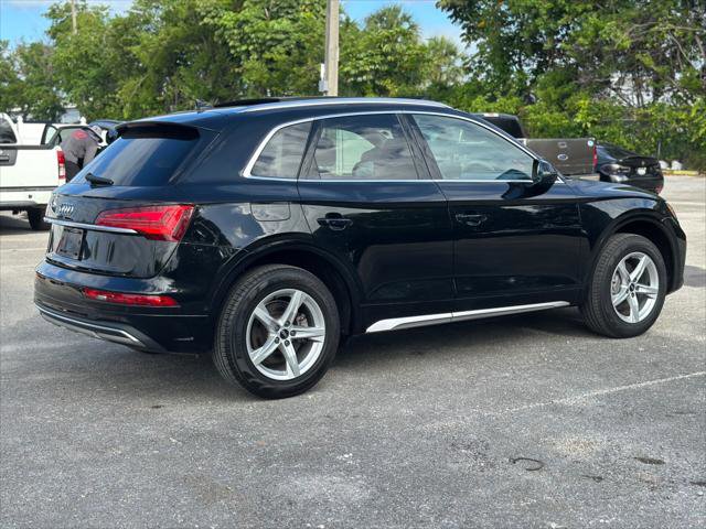 Used 2021 Audi Q5 2.0T Premium w/ Convenience Package image 8