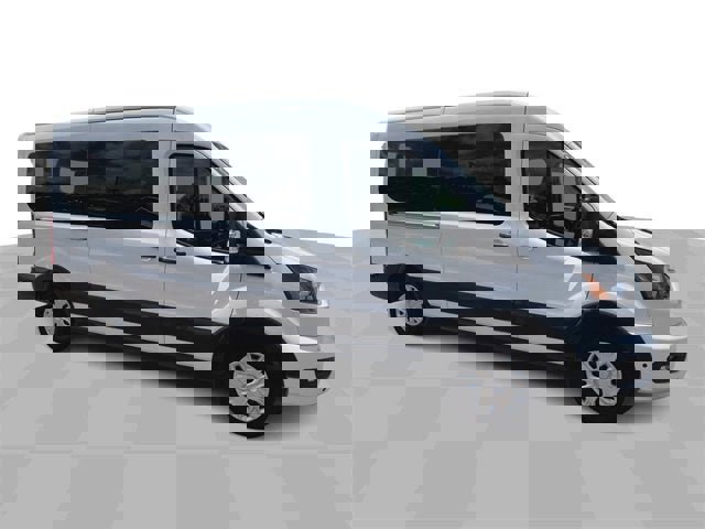 Used 2024 Ford Transit 350 XLT image 2