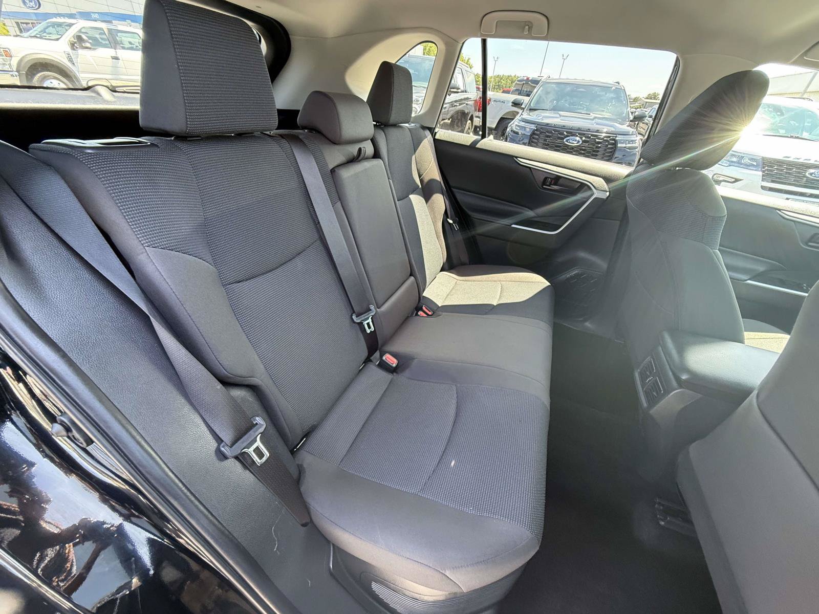 Used 2025 Toyota RAV4 LE AWD/4WD image 12