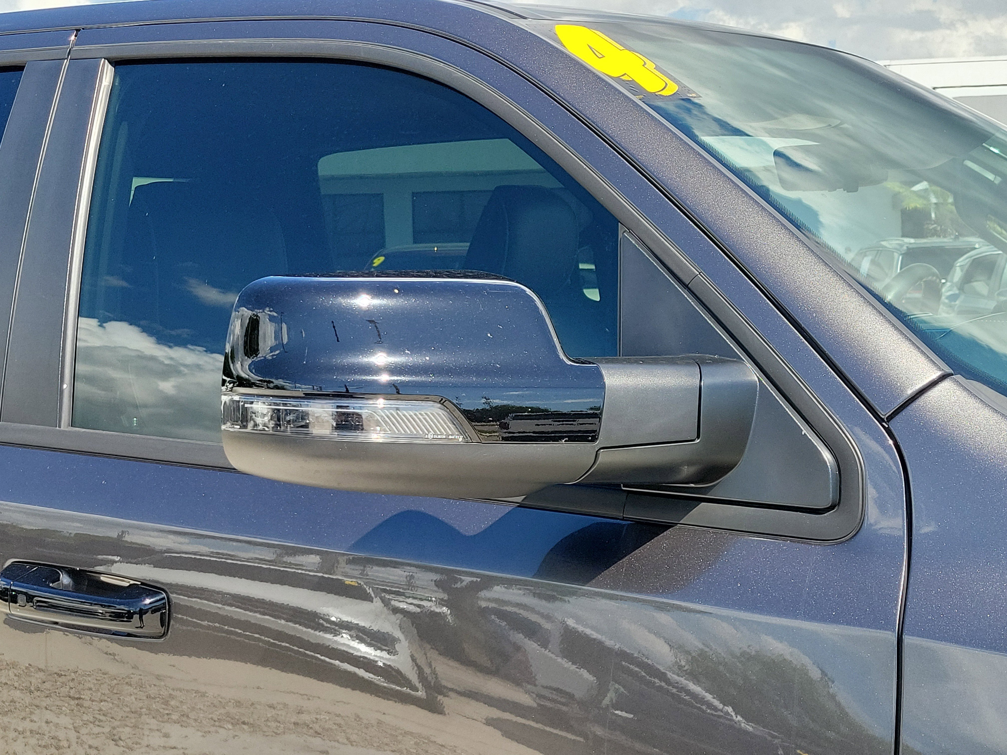 Used 2024 RAM 1500 Limited image 9