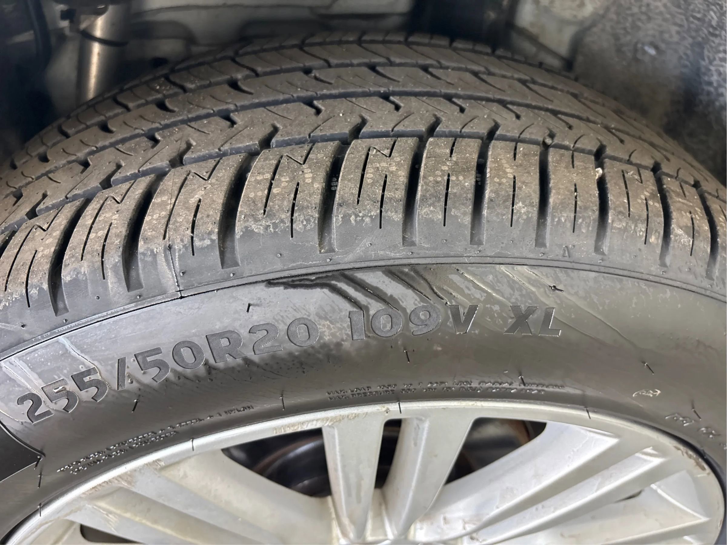 Used 2019 Jaguar F-PACE Portfolio image 29