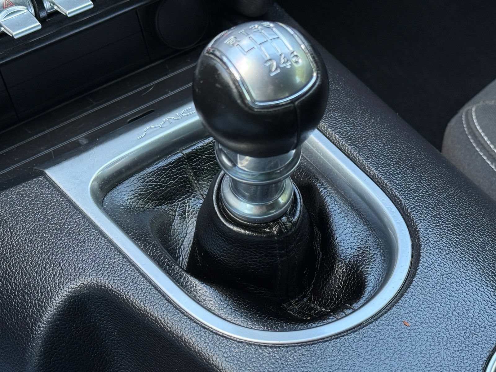 Used 2019 Ford Mustang GT w/ Equipment Group 301A RWD image 30