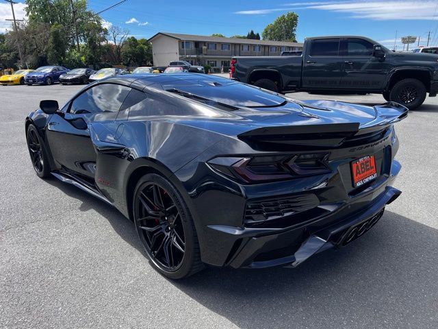 Used 2025 Chevrolet Corvette Z06 image 9