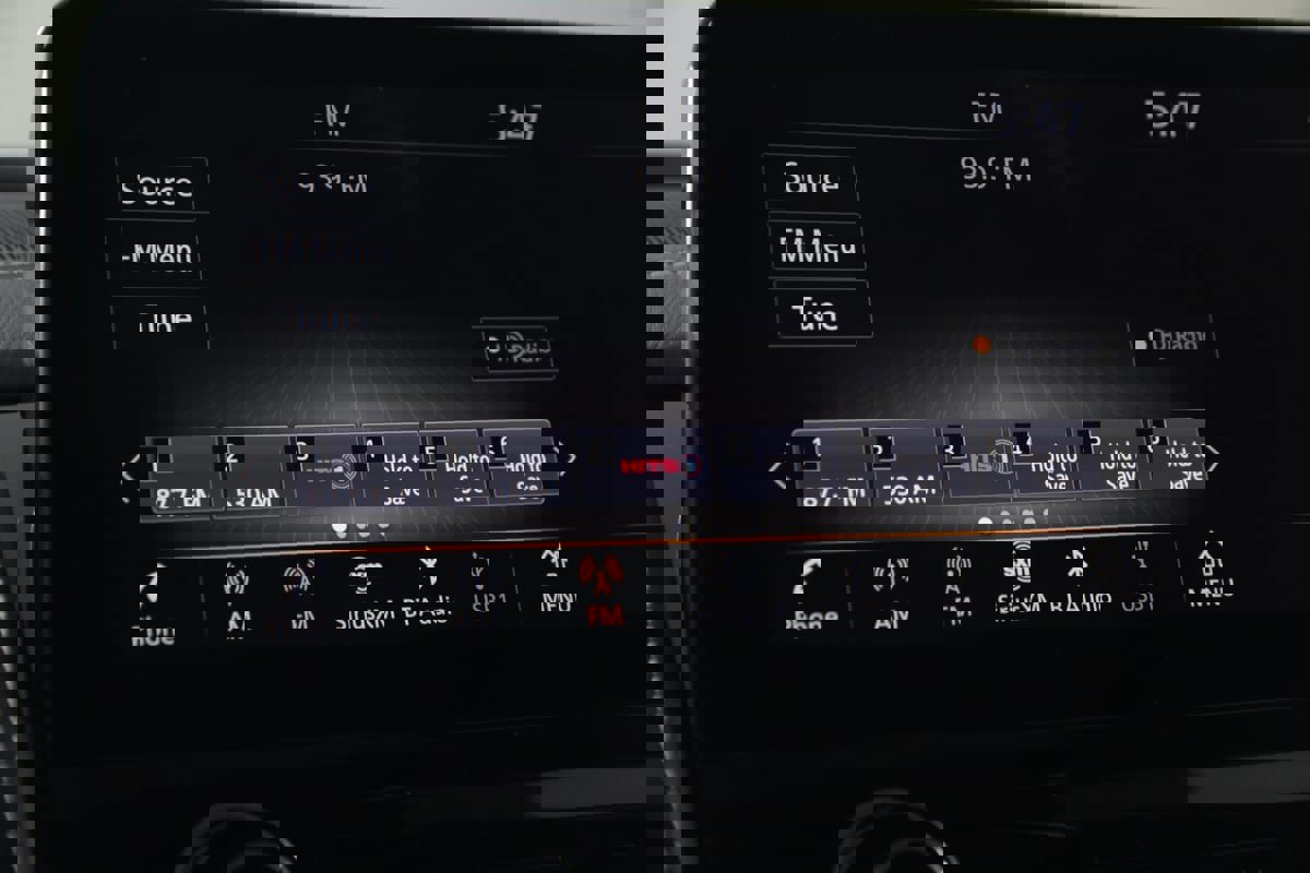 Used 2023 INFINITI QX80 Premium Select w/ All-Season Package image 36