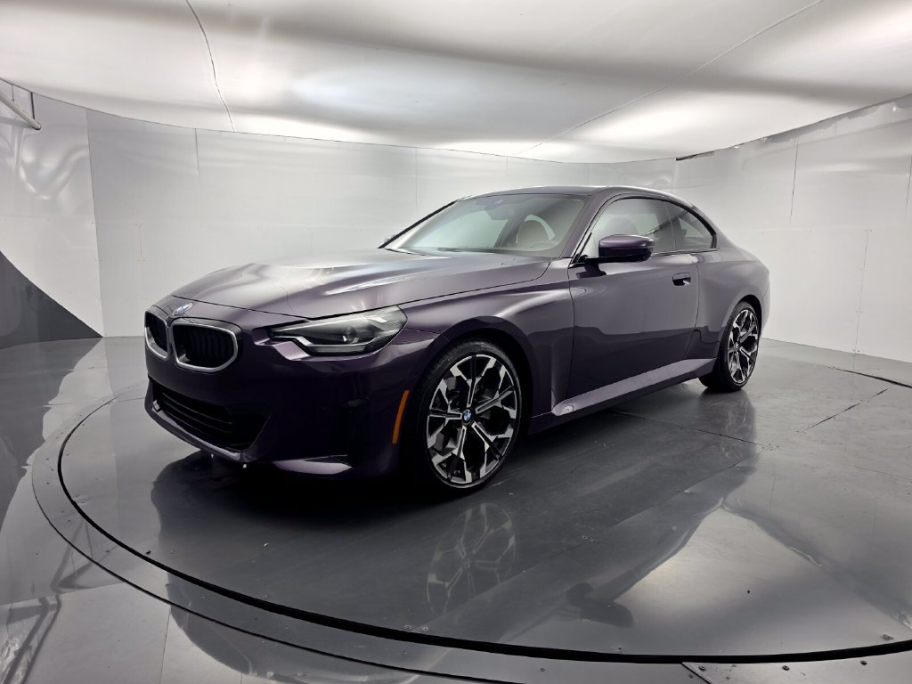 Used 2025 BMW 230i Coupe w/ Convenience Package RWD image 8