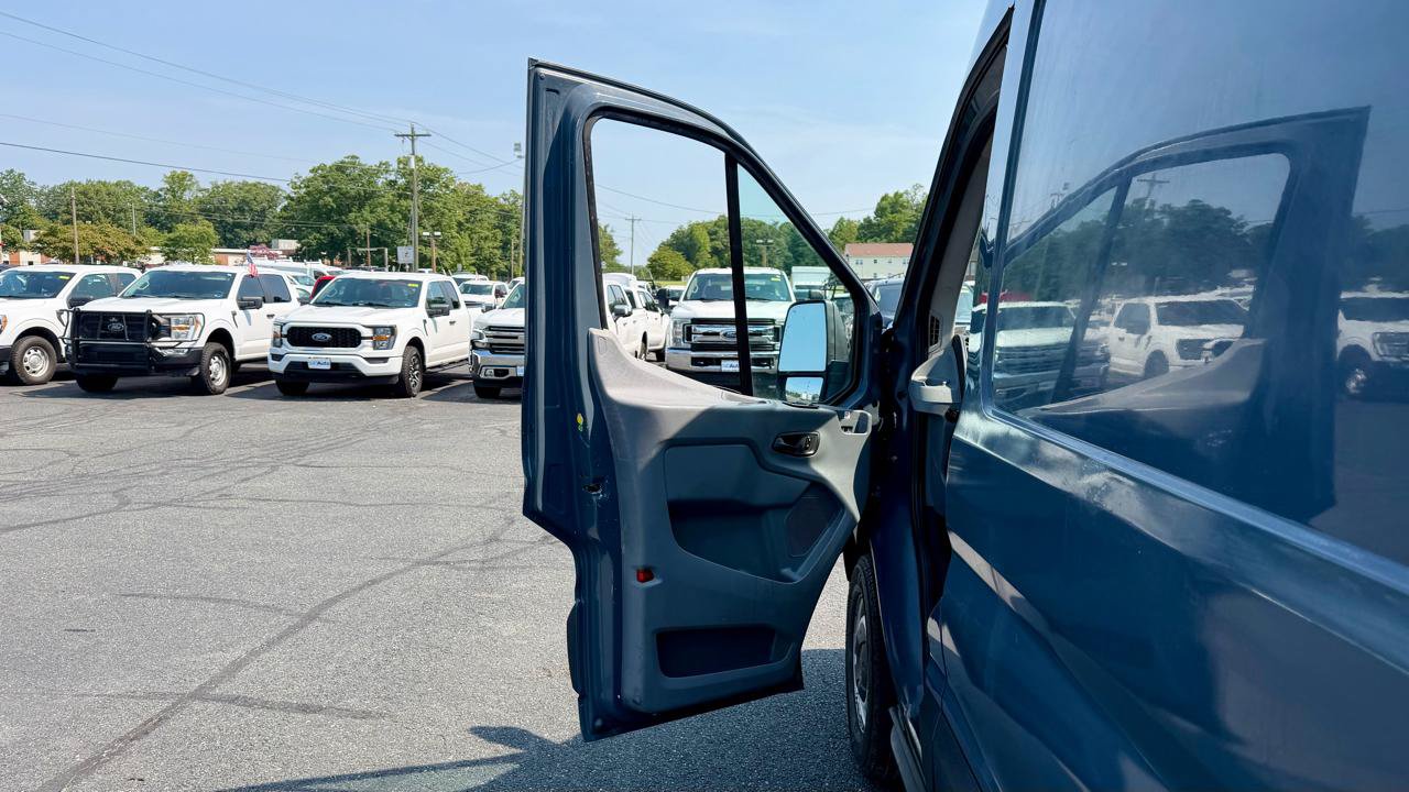 Used 2019 Ford Transit 250 148 High Roof Extended RWD image 13