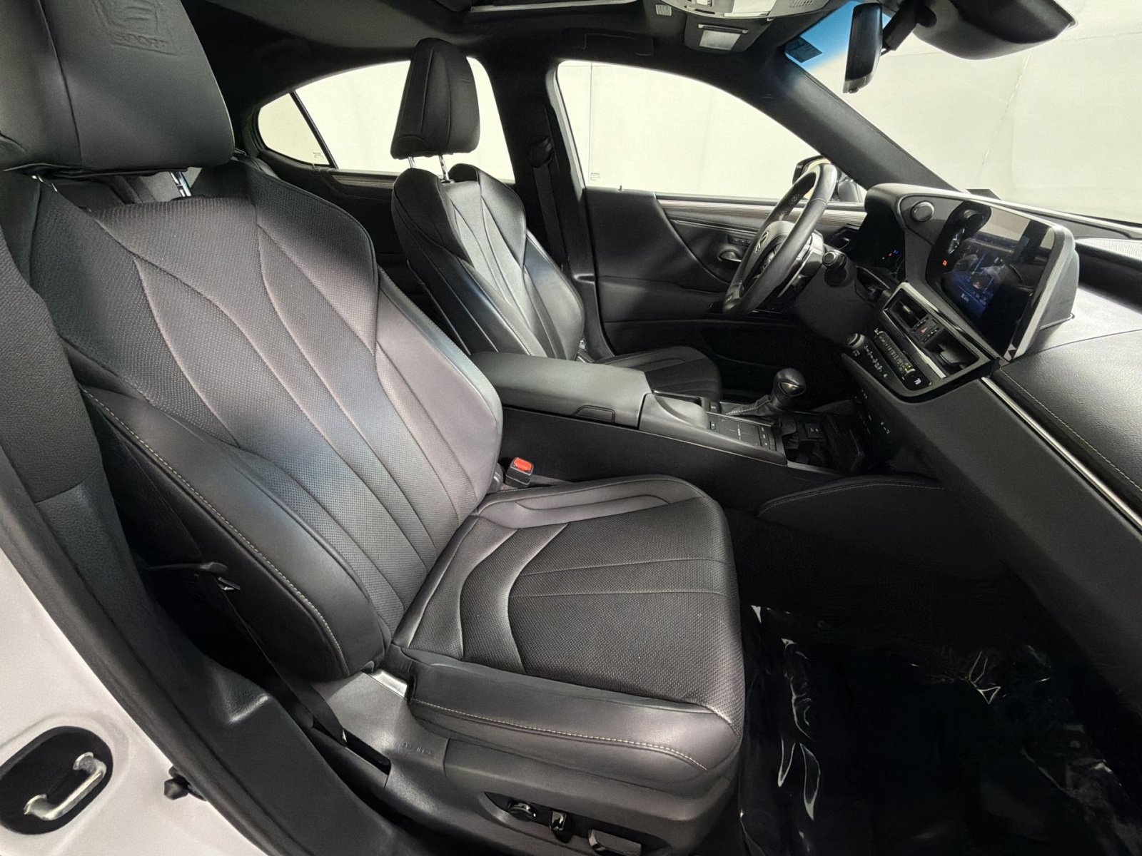 Used 2022 Lexus ES 350 F Sport w/ Accessory Package FWD image 38