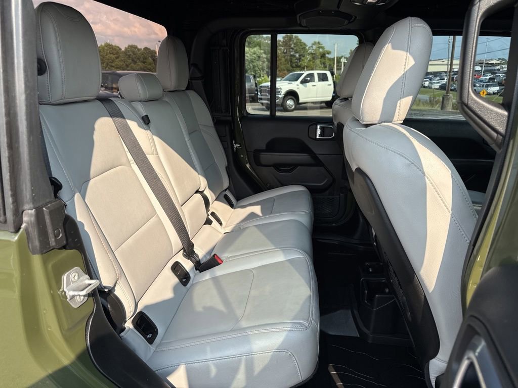 Used 2022 Jeep Gladiator Mojave w/ Cold Weather Group AWD/4WD image 18