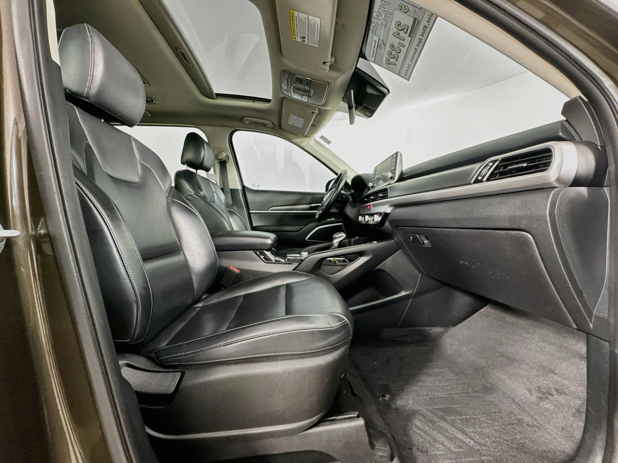 Used 2021 Kia Telluride S AWD/4WD image 30