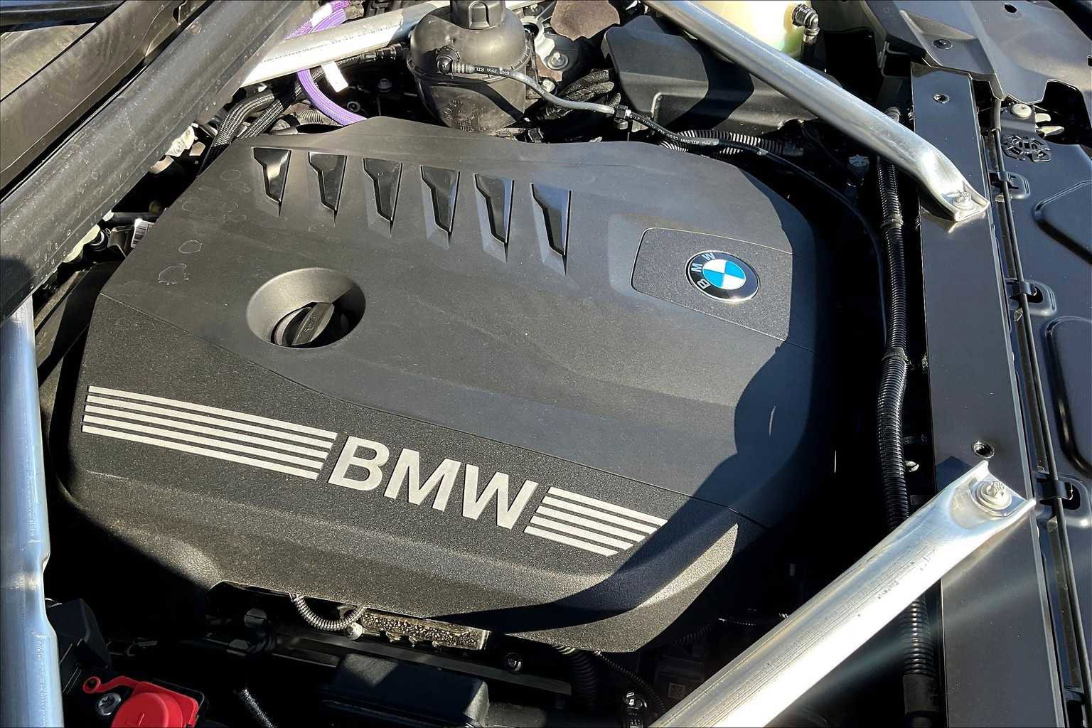 Used 2025 BMW X7 xDrive40i w/ M Sport Package image 35