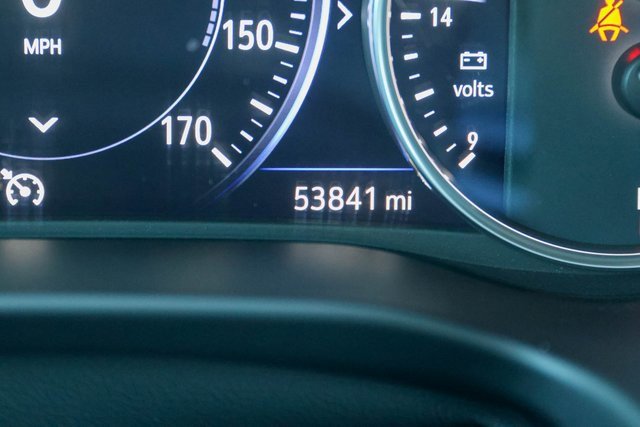 Used 2024 Buick Enclave Premium image 34