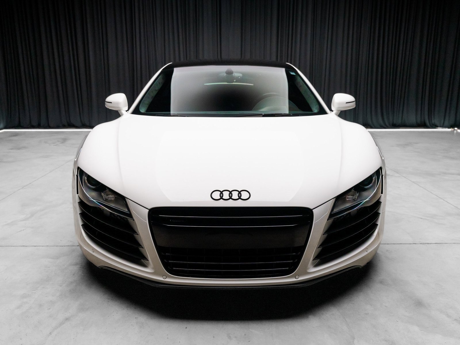 Used 2009 Audi R8 V8 image 8