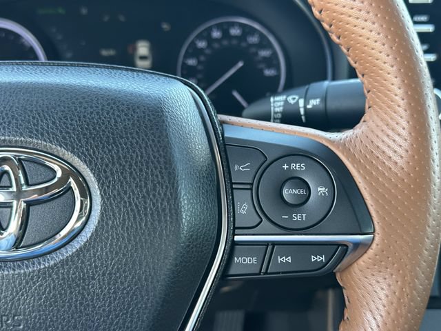 Used 2019 Toyota Avalon Limited w/ Advanced Safety Package FWD image 13