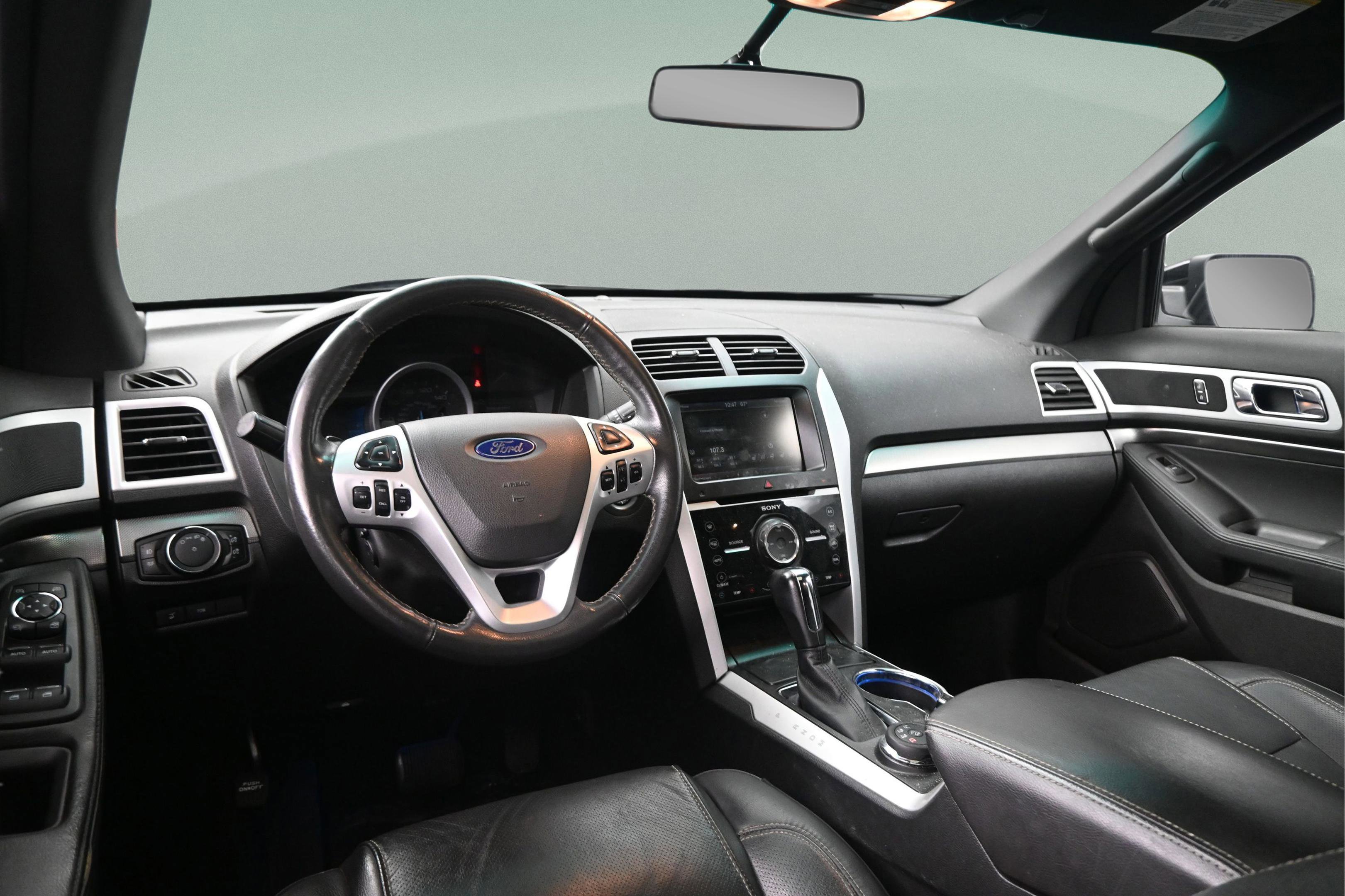 Used 2015 Ford Explorer Sport w/ Equipment Group 401A AWD/4WD image 35