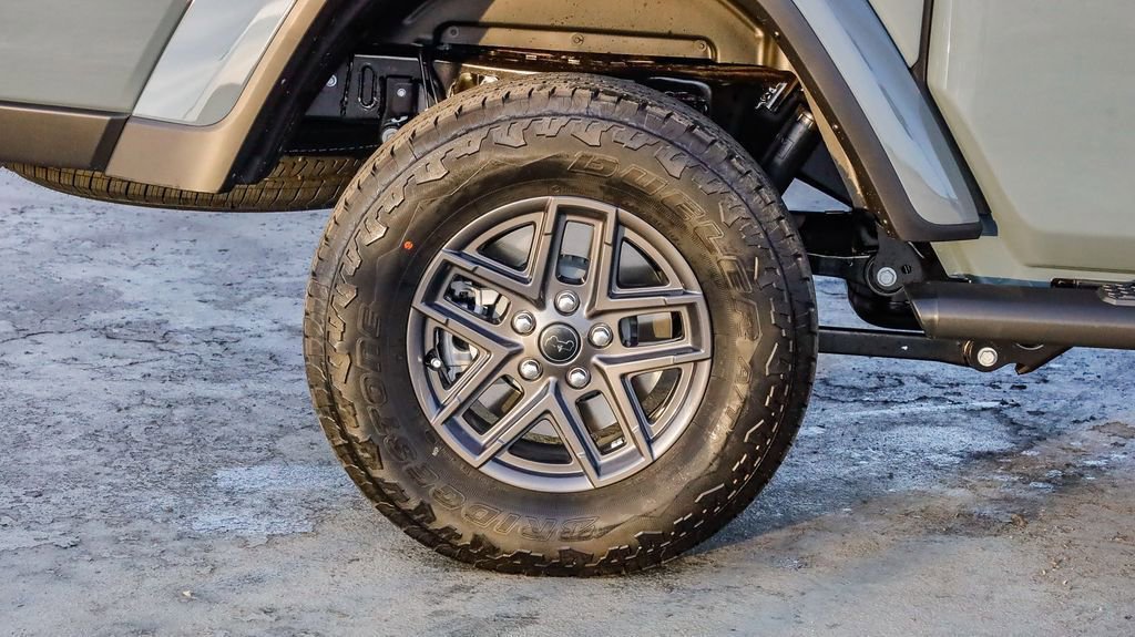 New 2026 Jeep Gladiator Sport image 12