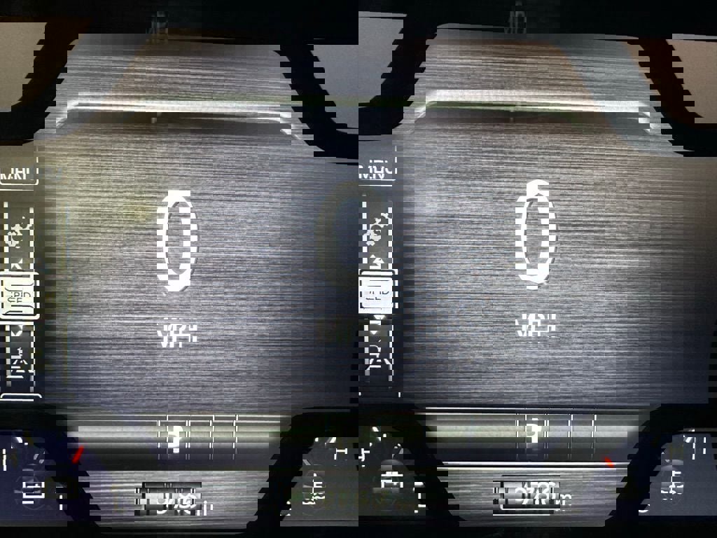 Used 2025 RAM 1500 Big Horn AWD/4WD image 24