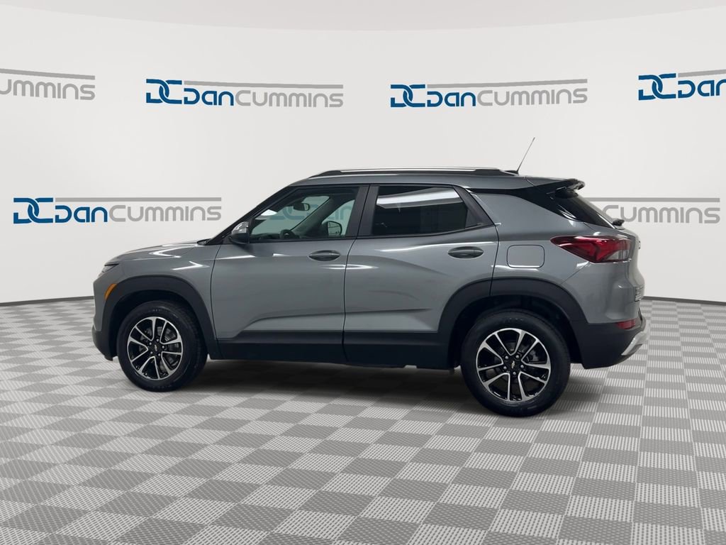 Used 2025 Chevrolet TrailBlazer LT AWD/4WD image 6