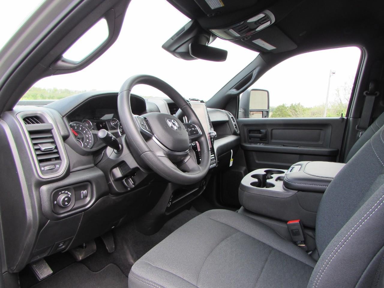 New 2026 RAM 2500 Tradesman AWD/4WD image 13