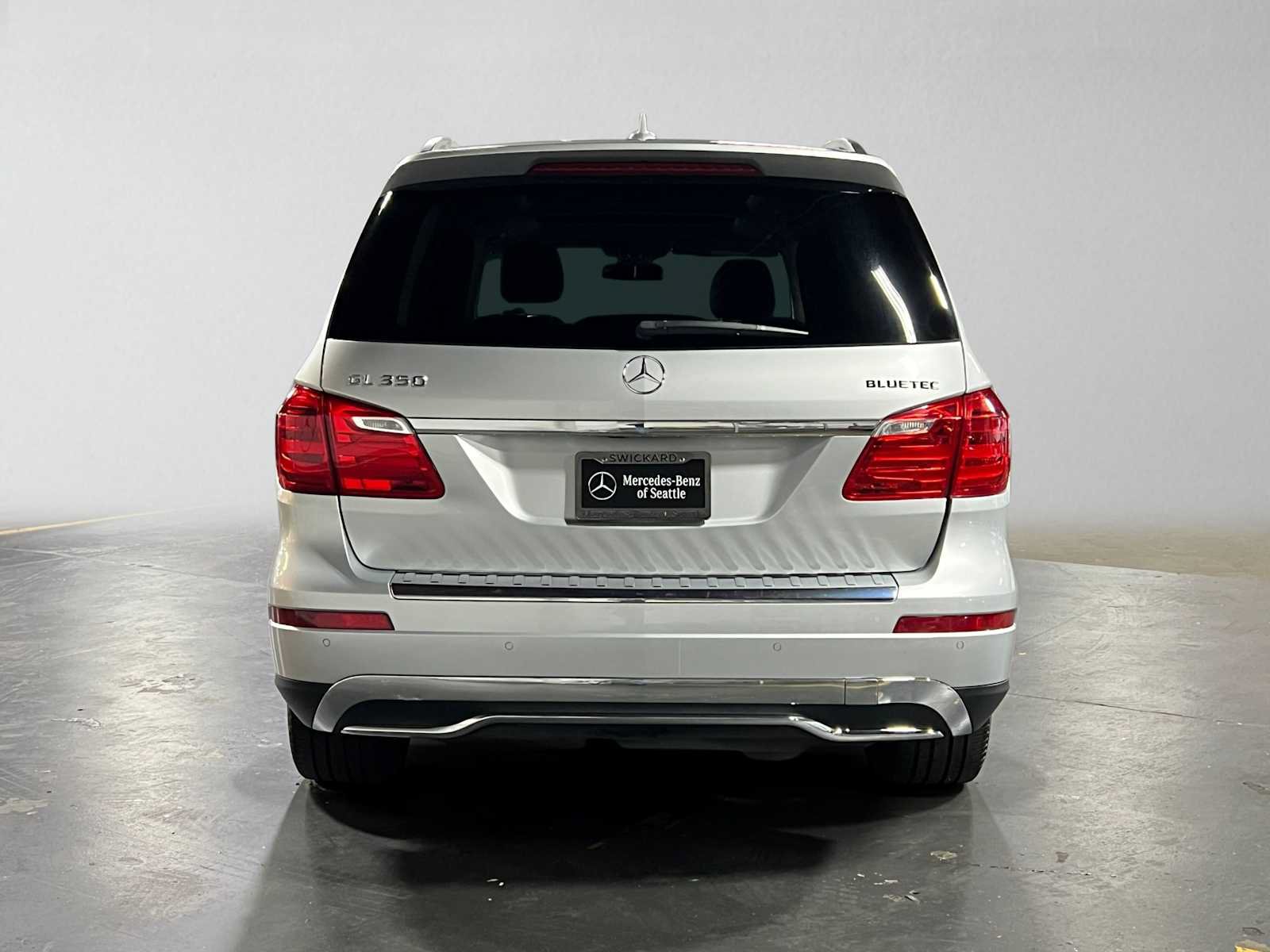 Certified 2016 Mercedes-Benz GL 320 BlueTEC 4MATIC image 4