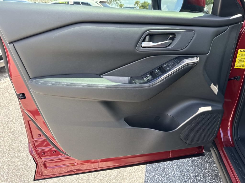 Used 2026 Nissan Rogue SV FWD image 20