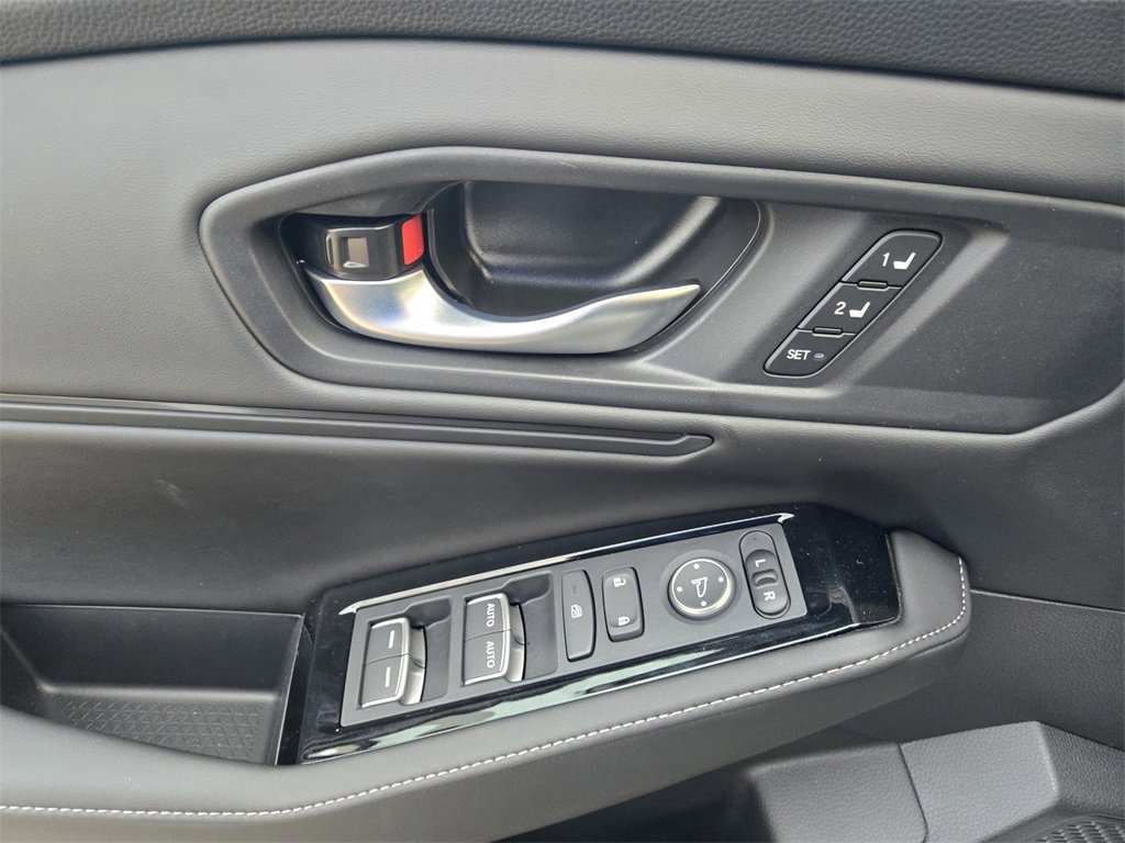 New 2025 Honda Accord Touring image 17